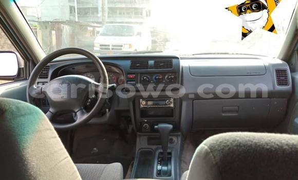 Acheter Occasion Voiture Nissan Frontier Gris à Porto Novo, Benin Acheter Occasion Voiture Nissan Frontier Gris à Porto Novo, Benin