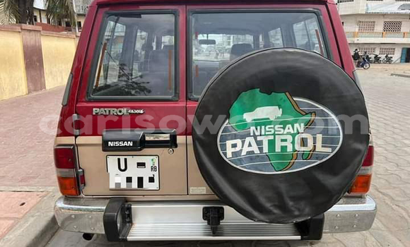 Ra Àlòkù Nissan Patrol Red Ọkọ̀ in Cotonou ni Benin