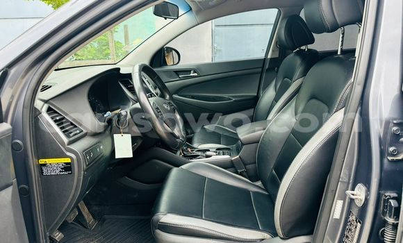 Ra Àlòkù Hyundai Tucson Silver Ọkọ̀ in Cotonou ni Benin Ra Àlòkù Hyundai Tucson Silver Ọkọ̀ in Cotonou ni Benin