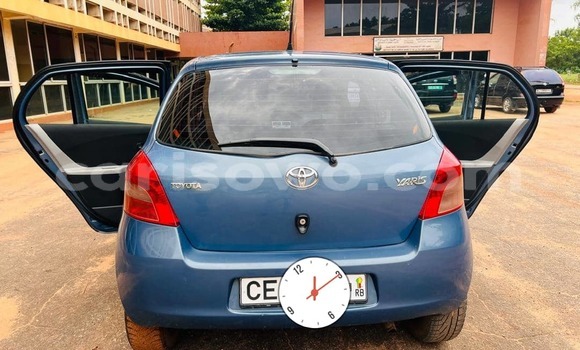 Acheter Occasion Voiture Toyota Yaris Verso Bleu à Cotonou, Benin Acheter Occasion Voiture Toyota Yaris Verso Bleu à Cotonou, Benin
