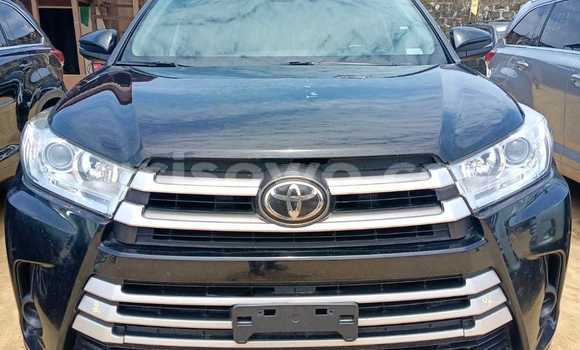 Acheter Occasion Voiture Toyota Highlander Noir à Cotonou, Benin Acheter Occasion Voiture Toyota Highlander Noir à Cotonou, Benin