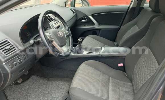 Sayi Na hannu Toyota Avensis Sauran Mota in Cotonou a Benin Sayi Na hannu Toyota Avensis Sauran Mota in Cotonou a Benin