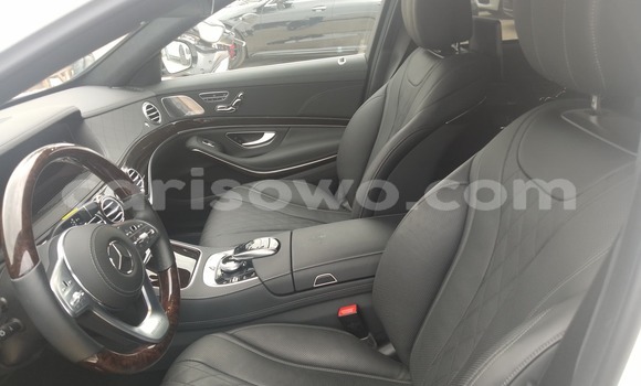 Acheter Neuf Voiture Mercedes-Benz Maybach S-klasse Blanc à Cotonou, Benin Acheter Neuf Voiture Mercedes-Benz Maybach S-klasse Blanc à Cotonou, Benin