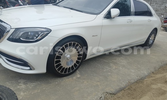 Acheter Neuf Voiture Mercedes-Benz Maybach S-klasse Blanc à Cotonou, Benin Acheter Neuf Voiture Mercedes-Benz Maybach S-klasse Blanc à Cotonou, Benin