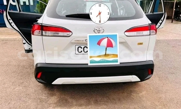 Acheter Occasion Voiture Toyota Corolla Cross Blanc à Cotonou, Benin Acheter Occasion Voiture Toyota Corolla Cross Blanc à Cotonou, Benin