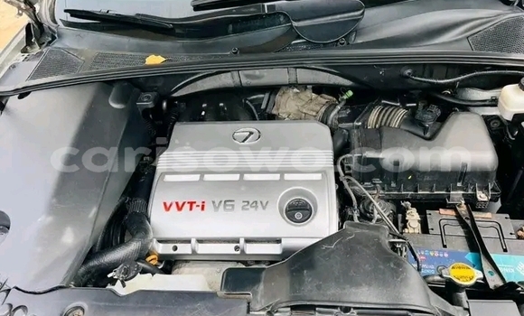 Sayi Na hannu Lexus RX 330 M Mota in Cotonou a Benin Sayi Na hannu Lexus RX 330 M Mota in Cotonou a Benin