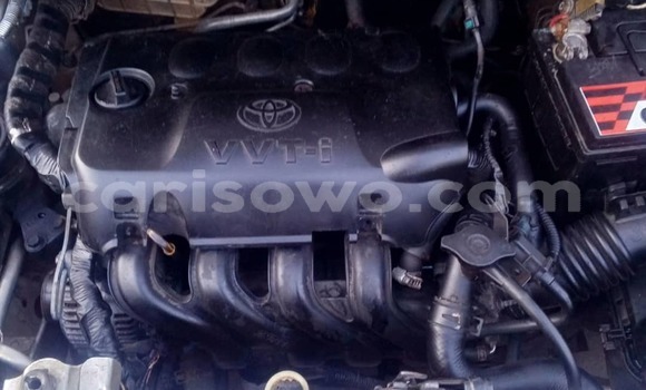 Ra Àlòkù Toyota Yaris Silver Ọkọ̀ in Cotonou ni Benin Ra Àlòkù Toyota Yaris Silver Ọkọ̀ in Cotonou ni Benin