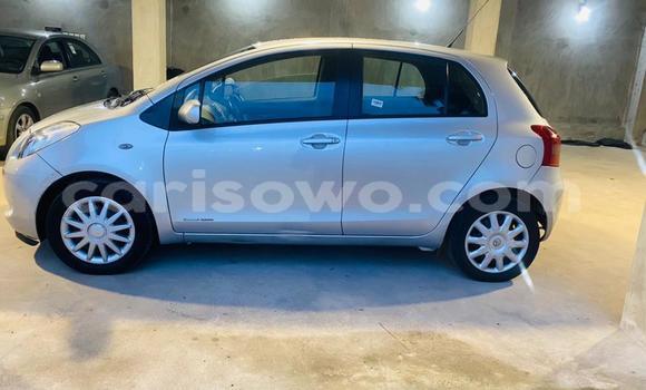 Ra Àlòkù Toyota Yaris Silver Ọkọ̀ in Cotonou ni Benin Ra Àlòkù Toyota Yaris Silver Ọkọ̀ in Cotonou ni Benin