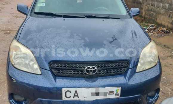 Sayi Na hannu Toyota Matrix Blue Mota in Cotonou a Benin