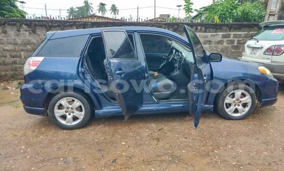 Acheter Occasion Voiture Toyota Matrix Bleu à Cotonou, Benin Acheter Occasion Voiture Toyota Matrix Bleu à Cotonou, Benin