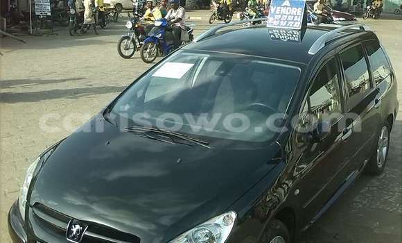 Ra Àlòkù Peugeot 307 Blue Ọkọ̀ in Cotonou ni Benin Ra Àlòkù Peugeot 307 Blue Ọkọ̀ in Cotonou ni Benin
