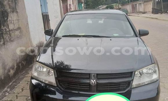 Sayi Na hannu Dodge Avenger Black Mota in Cotonou a Benin