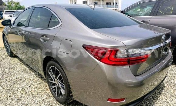 Acheter Occasion Voiture Lexus ES Autre à Abomey Calavi, Benin Acheter Occasion Voiture Lexus ES Autre à Abomey Calavi, Benin