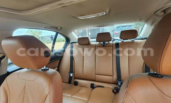 Acheter Occasion Voiture BMW 3–Series Blanc à Cotonou, Benin Acheter Occasion Voiture BMW 3–Series Blanc à Cotonou, Benin