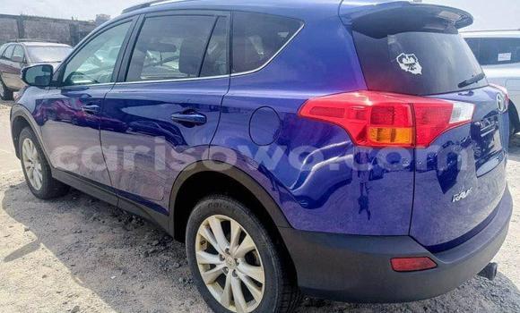 Buy Used Toyota RAV4 Blue Car in Aplahoue in Couffo Buy Used Toyota RAV4 Blue Car in Aplahoue in Couffo
