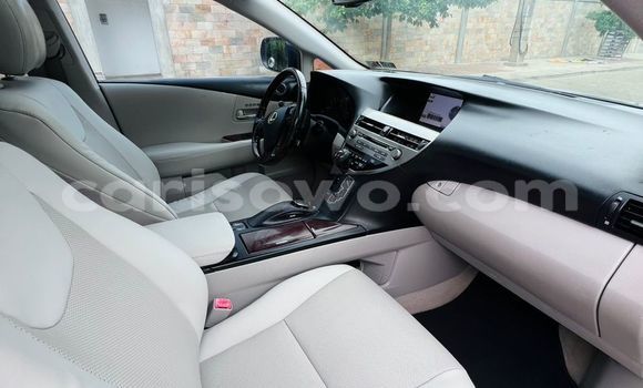 Sayi Na hannu Lexus RX 350 Azurfa Mota in Cotonou a Benin Sayi Na hannu Lexus RX 350 Azurfa Mota in Cotonou a Benin