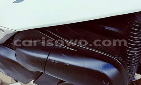 Acheter Occasion Moto Yamaha X-MAX Blanc à Porto Novo, Benin Acheter Occasion Moto Yamaha X-MAX Blanc à Porto Novo, Benin