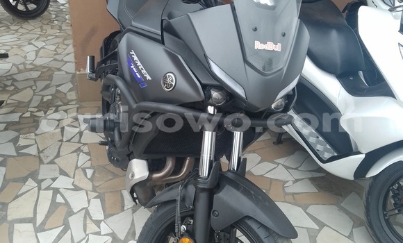 Sayi Na hannu Yamaha TRACER Black Motsi in Cotonou a Benin
