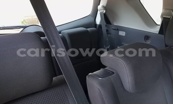 Ra Àlòkù Toyota Corolla Verso Silver Ọkọ̀ in Cotonou ni Benin Ra Àlòkù Toyota Corolla Verso Silver Ọkọ̀ in Cotonou ni Benin