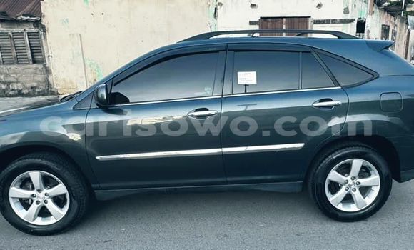 Acheter Occasion Voiture Lexus RX 300 Marron à Cotonou, Benin Acheter Occasion Voiture Lexus RX 300 Marron à Cotonou, Benin