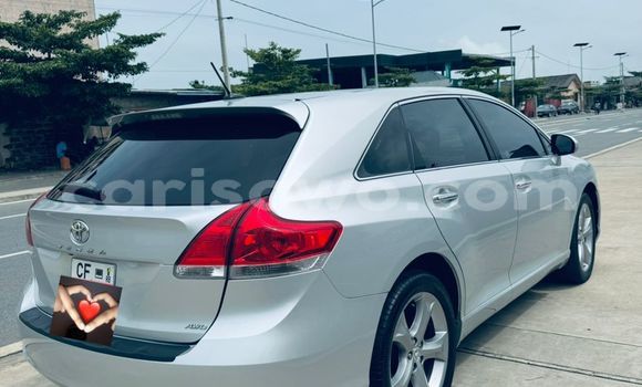 Acheter Neuf Voiture Toyota Venza Blanc à Cotonou, Benin Acheter Neuf Voiture Toyota Venza Blanc à Cotonou, Benin