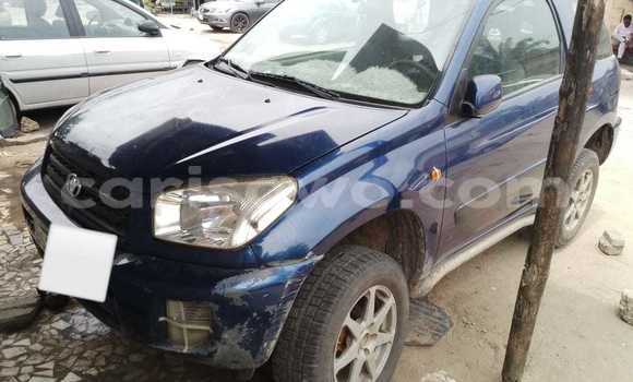 Acheter Occasion Voiture Toyota RAV4 Bleu à Cotonou, Benin Acheter Occasion Voiture Toyota RAV4 Bleu à Cotonou, Benin
