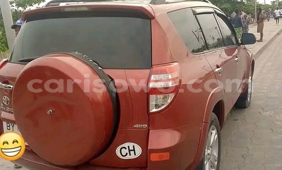 Ra Àlòkù Toyota RAV4 Red Ọkọ̀ in Cotonou ni Benin Ra Àlòkù Toyota RAV4 Red Ọkọ̀ in Cotonou ni Benin