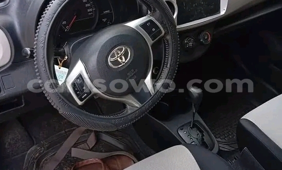 Ra Àlòkù Toyota Yaris Black Ọkọ̀ in Cotonou ni Benin Ra Àlòkù Toyota Yaris Black Ọkọ̀ in Cotonou ni Benin
