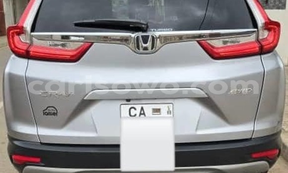 Acheter Occasion Voiture Honda CR–V Gris à Cotonou, Benin Acheter Occasion Voiture Honda CR–V Gris à Cotonou, Benin