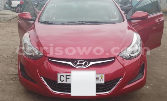 Sayi Na hannu Hyundai Elantra Red Mota in Cotonou a Benin