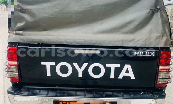Ra Àlòkù Toyota Hilux Black Ọkọ̀ in Cotonou ni Benin Ra Àlòkù Toyota Hilux Black Ọkọ̀ in Cotonou ni Benin