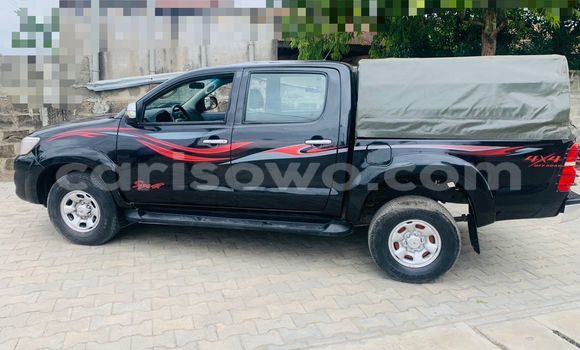 Ra Àlòkù Toyota Hilux Black Ọkọ̀ in Cotonou ni Benin Ra Àlòkù Toyota Hilux Black Ọkọ̀ in Cotonou ni Benin
