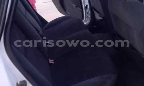Ra Àlòkù Ford Focus funfun Ọkọ̀ in Cotonou ni Benin Ra Àlòkù Ford Focus funfun Ọkọ̀ in Cotonou ni Benin