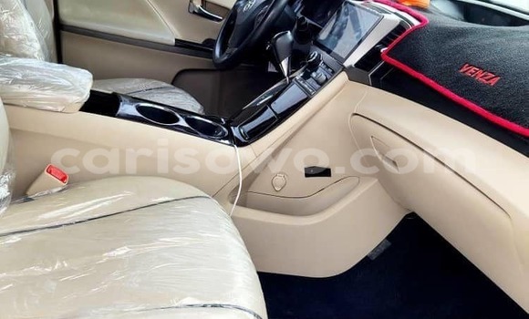 Acheter Occasion Voiture Toyota Venza Blanc à Cotonou, Benin Acheter Occasion Voiture Toyota Venza Blanc à Cotonou, Benin