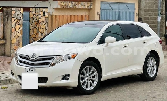 Ra Àlòkù Toyota Venza funfun Ọkọ̀ in Cotonou ni Benin Ra Àlòkù Toyota Venza funfun Ọkọ̀ in Cotonou ni Benin