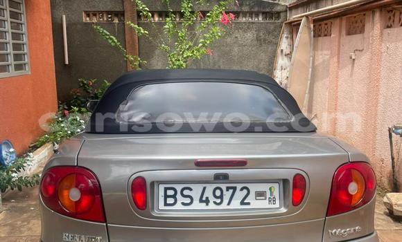 Acheter Occasion Voiture Renault Megane Gris à Cotonou, Benin Acheter Occasion Voiture Renault Megane Gris à Cotonou, Benin