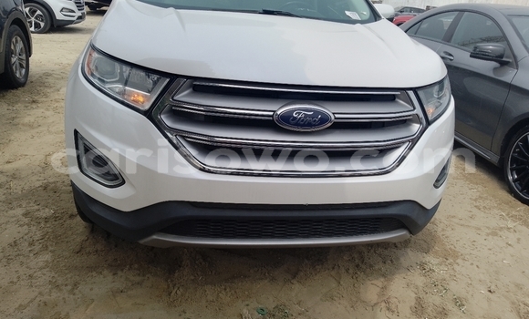 Acheter Occasion Voiture Ford Edge Blanc à Cotonou, Benin