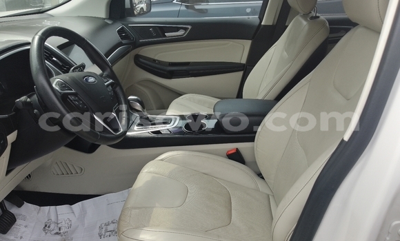 Ra Àlòkù Ford Edge funfun Ọkọ̀ in Cotonou ni Benin Ra Àlòkù Ford Edge funfun Ọkọ̀ in Cotonou ni Benin
