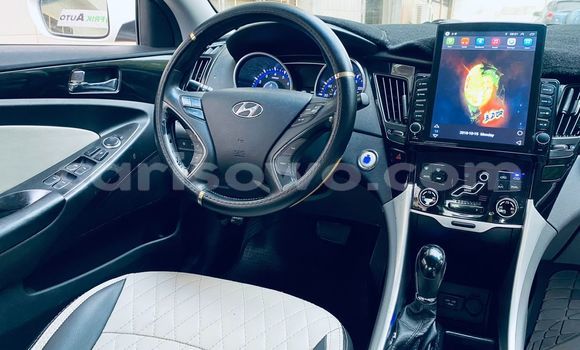 Acheter Occasion Voiture Hyundai Sonata Blanc à Cotonou, Benin Acheter Occasion Voiture Hyundai Sonata Blanc à Cotonou, Benin