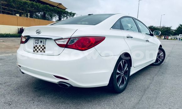 Acheter Occasion Voiture Hyundai Sonata Blanc à Cotonou, Benin Acheter Occasion Voiture Hyundai Sonata Blanc à Cotonou, Benin