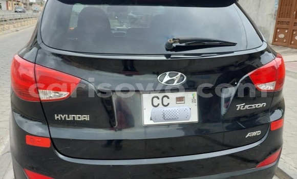 Buy Used Hyundai Tucson Black Car in Cotonou in Benign