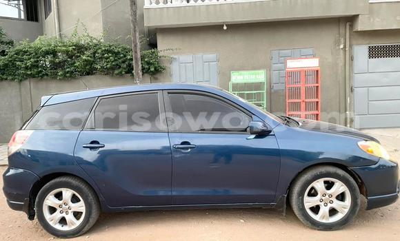 Ra Àlòkù Toyota Matrix Blue Ọkọ̀ in Cotonou ni Benin Ra Àlòkù Toyota Matrix Blue Ọkọ̀ in Cotonou ni Benin