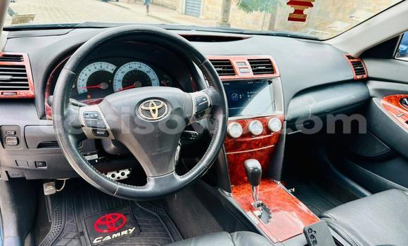 Ra Àlòkù Toyota Camry Blue Ọkọ̀ in Cotonou ni Benin Ra Àlòkù Toyota Camry Blue Ọkọ̀ in Cotonou ni Benin
