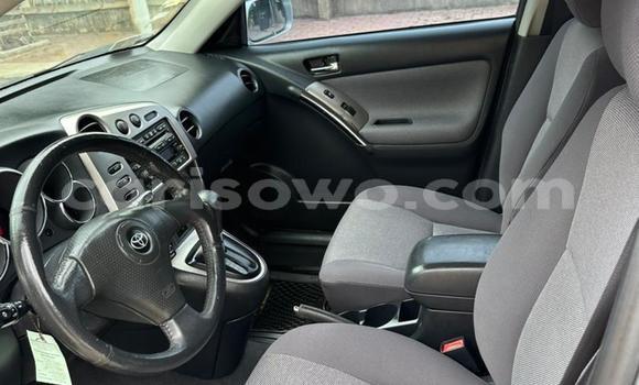 Ra Àlòkù Toyota Matrix Silver Ọkọ̀ in Cotonou ni Benin Ra Àlòkù Toyota Matrix Silver Ọkọ̀ in Cotonou ni Benin