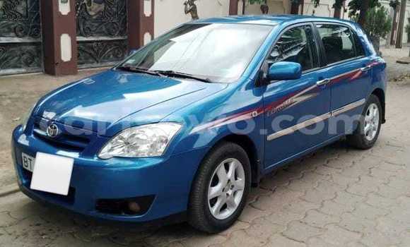 Acheter Occasion Voiture Toyota Corolla Bleu à Cotonou, Benin Acheter Occasion Voiture Toyota Corolla Bleu à Cotonou, Benin