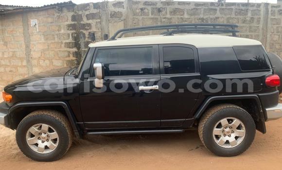 Buy Used Toyota FJ Cruiser Black Car in Cotonou in Benign