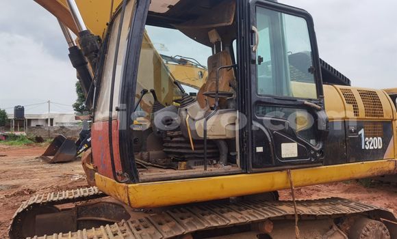 Ra Àlòkù Caterpillar 120 Miiran Ọkọ̀ akẹ́rù ńlá in Abomey Calavi ni Benin Ra Àlòkù Caterpillar 120 Miiran Ọkọ̀ akẹ́rù ńlá in Abomey Calavi ni Benin