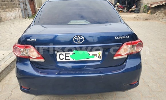 Buy Used Toyota Corolla Blue Car in Cotonou in Benign