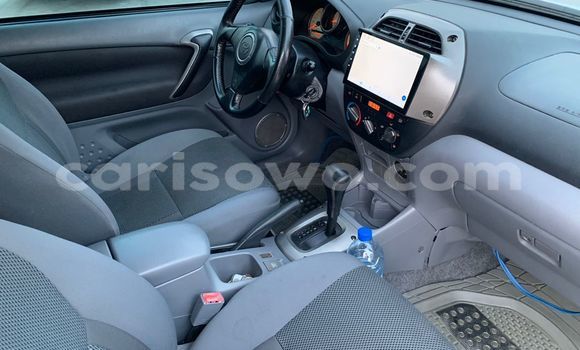 Ra Àlòkù Toyota RAV4 Silver Ọkọ̀ in Cotonou ni Benin Ra Àlòkù Toyota RAV4 Silver Ọkọ̀ in Cotonou ni Benin