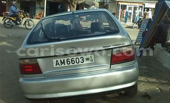 Ra Àlòkù Toyota Corolla Silver Ọkọ̀ in Cotonou ni Benin Ra Àlòkù Toyota Corolla Silver Ọkọ̀ in Cotonou ni Benin